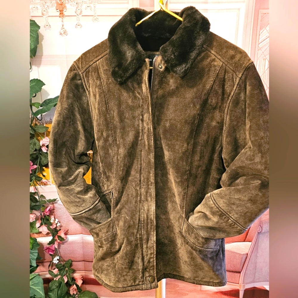 Gallery Women's Genuine Suede Leather Brown, Zip-up Jacket Coat in Size Small